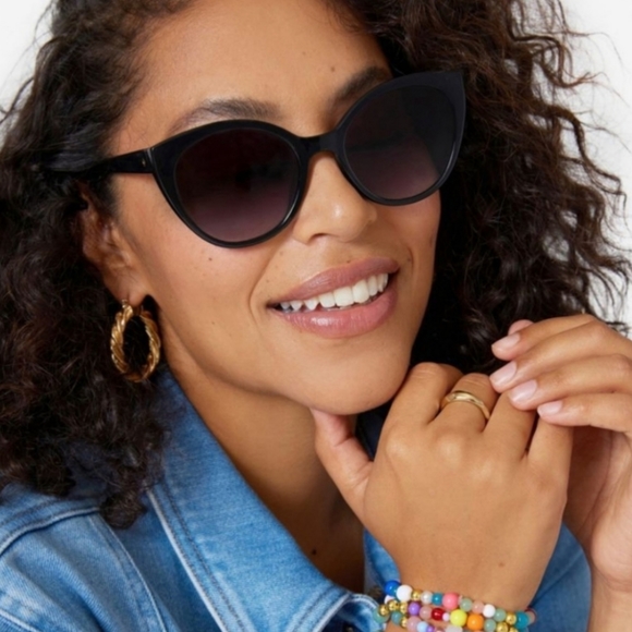 Reserved Kate Spade Samantha Sunglasses - Picture 6 of 11